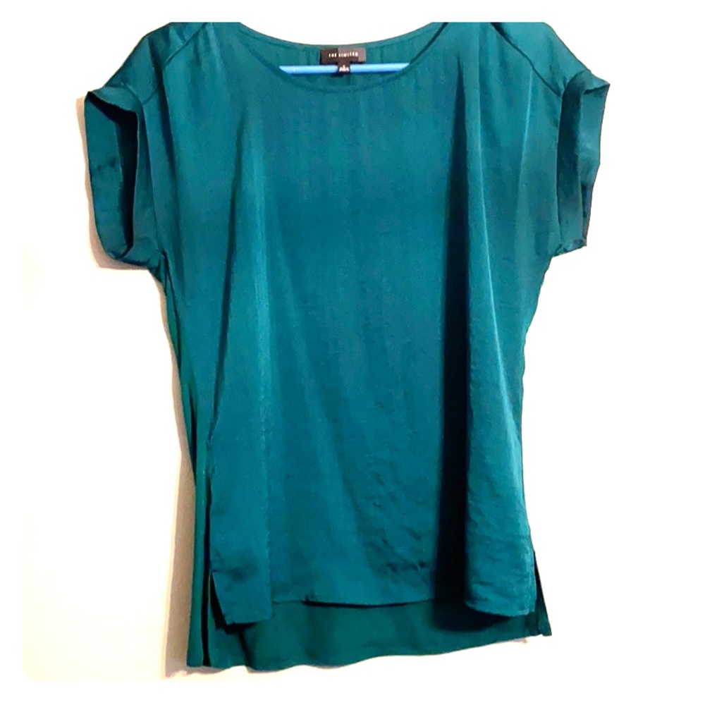 Emerald green silk front short sleeve top